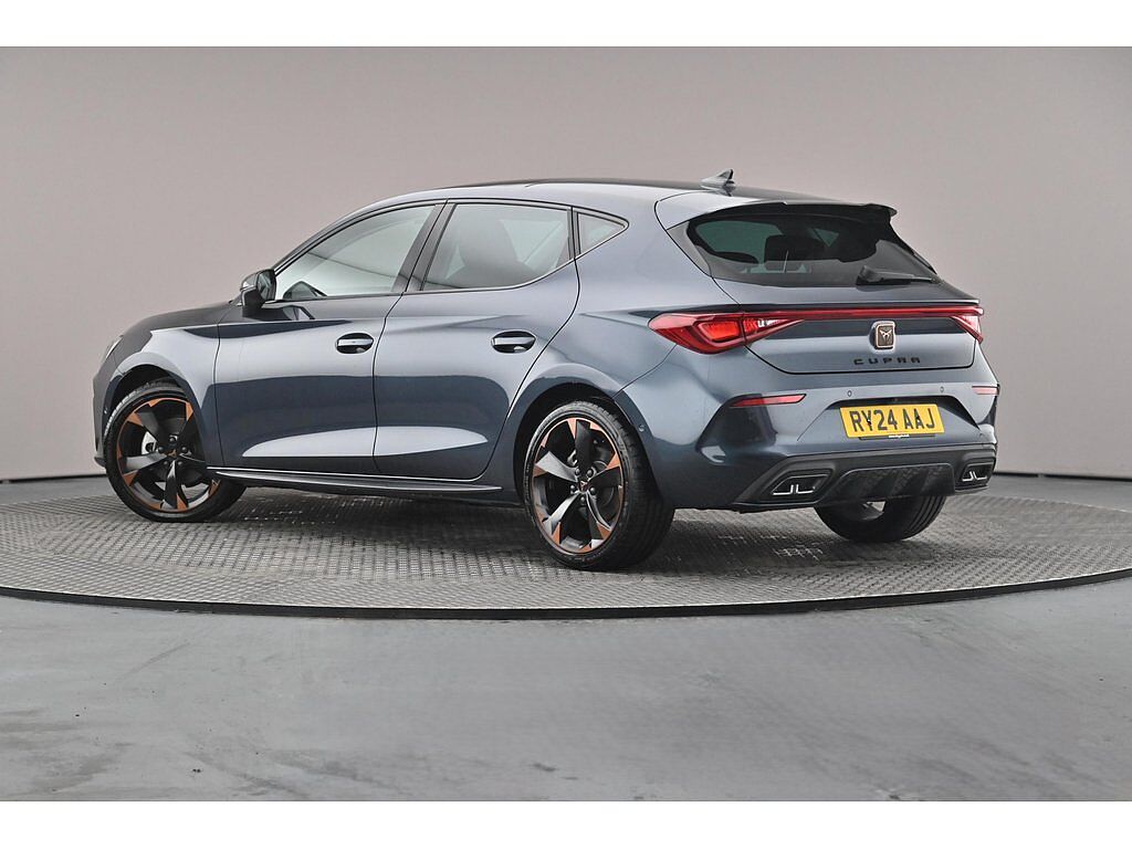 Cupra Leon V1 Design Edition 1.5 eTSI EVO DSG-auto AFV 150 7-speed automatic