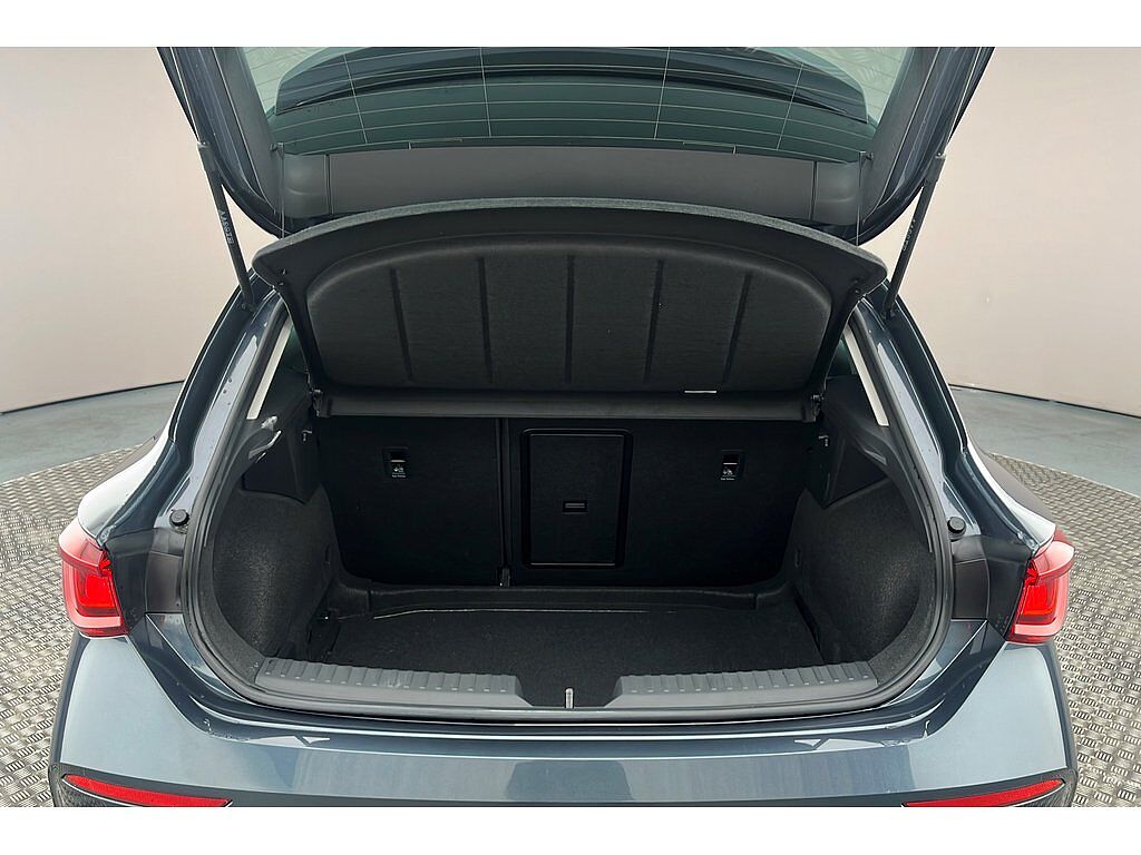 Cupra Leon V1 Design Edition 1.5 eTSI EVO DSG-auto AFV 150 7-speed automatic