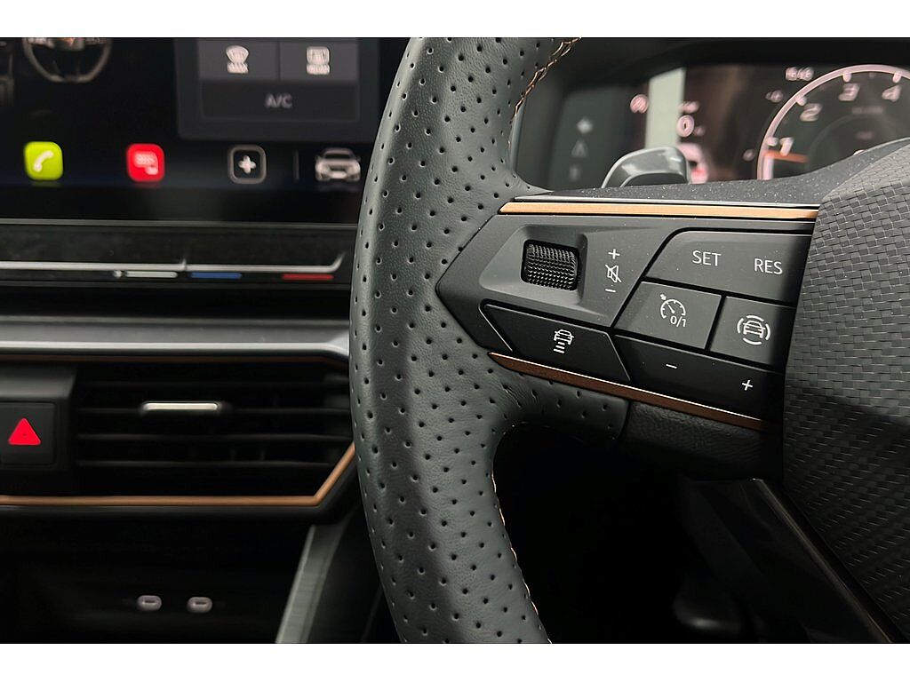 Cupra Leon V1 Design Edition 1.5 eTSI EVO DSG-auto AFV 150 7-speed automatic
