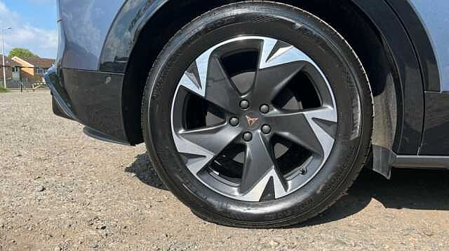 CUPRA Tavascan