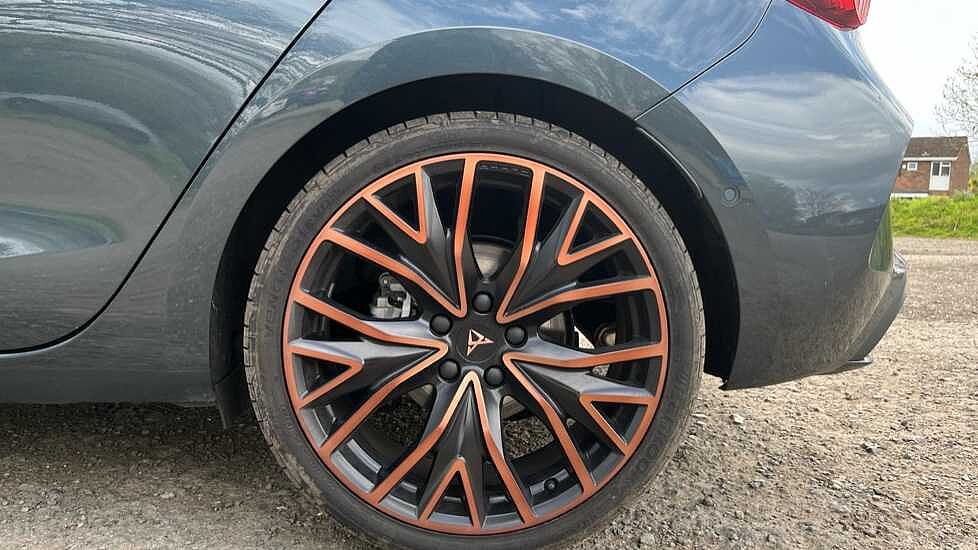 CUPRA Leon