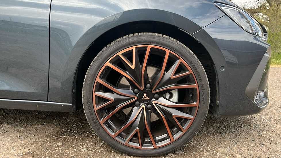 CUPRA Leon