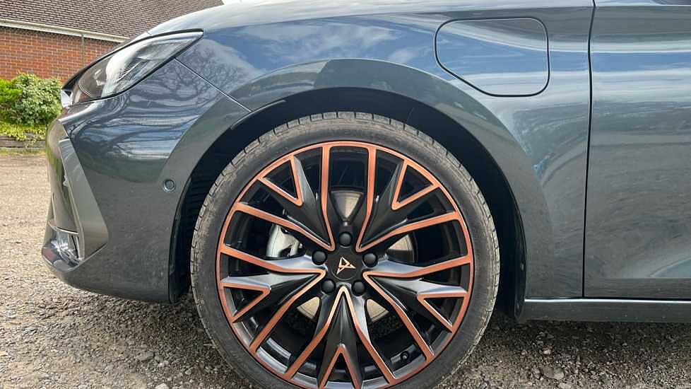 CUPRA Leon