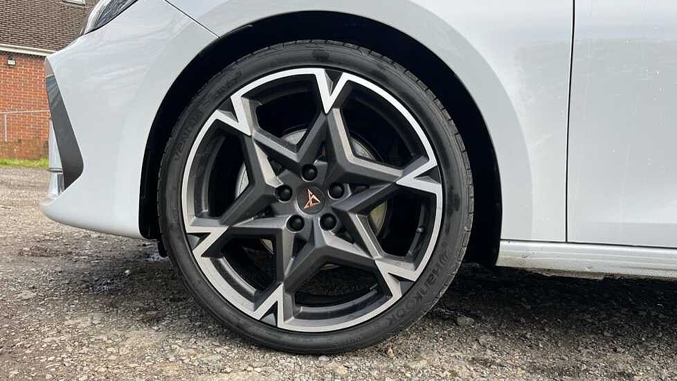 CUPRA Leon
