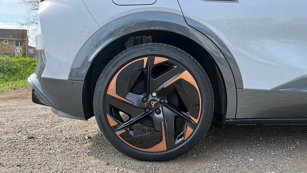 CUPRA Tavascan