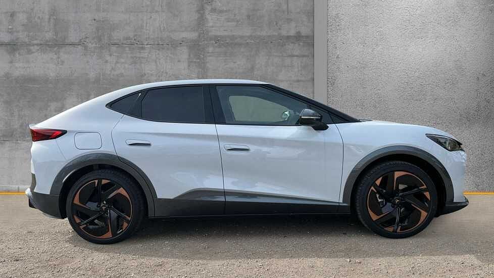 CUPRA Tavascan