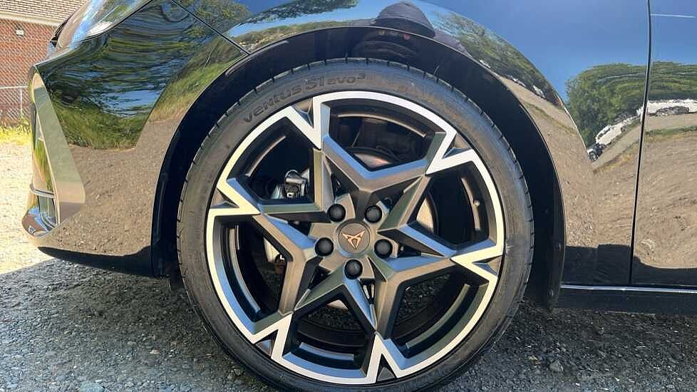 CUPRA Leon
