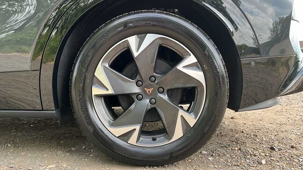 CUPRA Tavascan