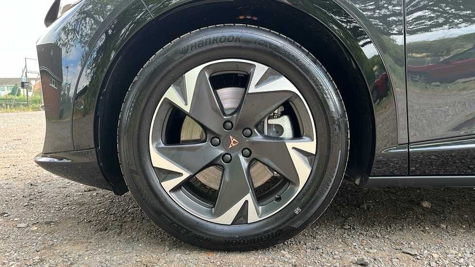 CUPRA Tavascan