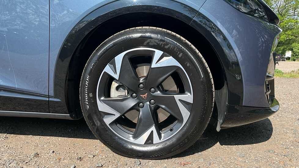 CUPRA Tavascan