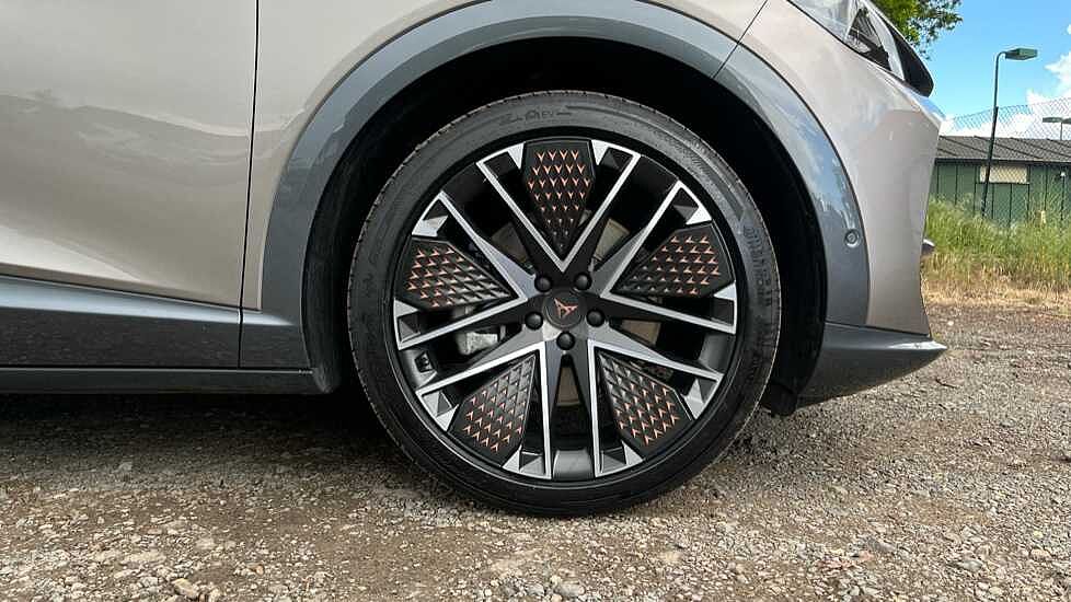 CUPRA Tavascan