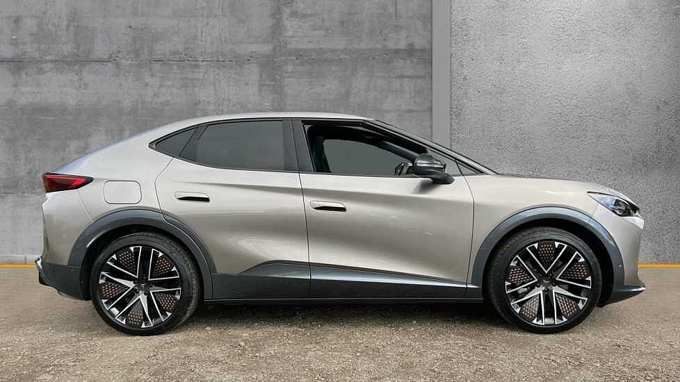 CUPRA Tavascan